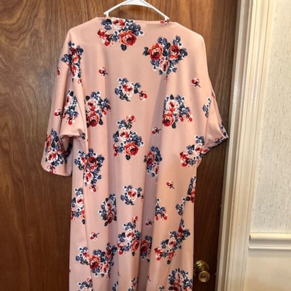 Blush Floral Kimono Cardigan Lightweight - Picture 2 of 5